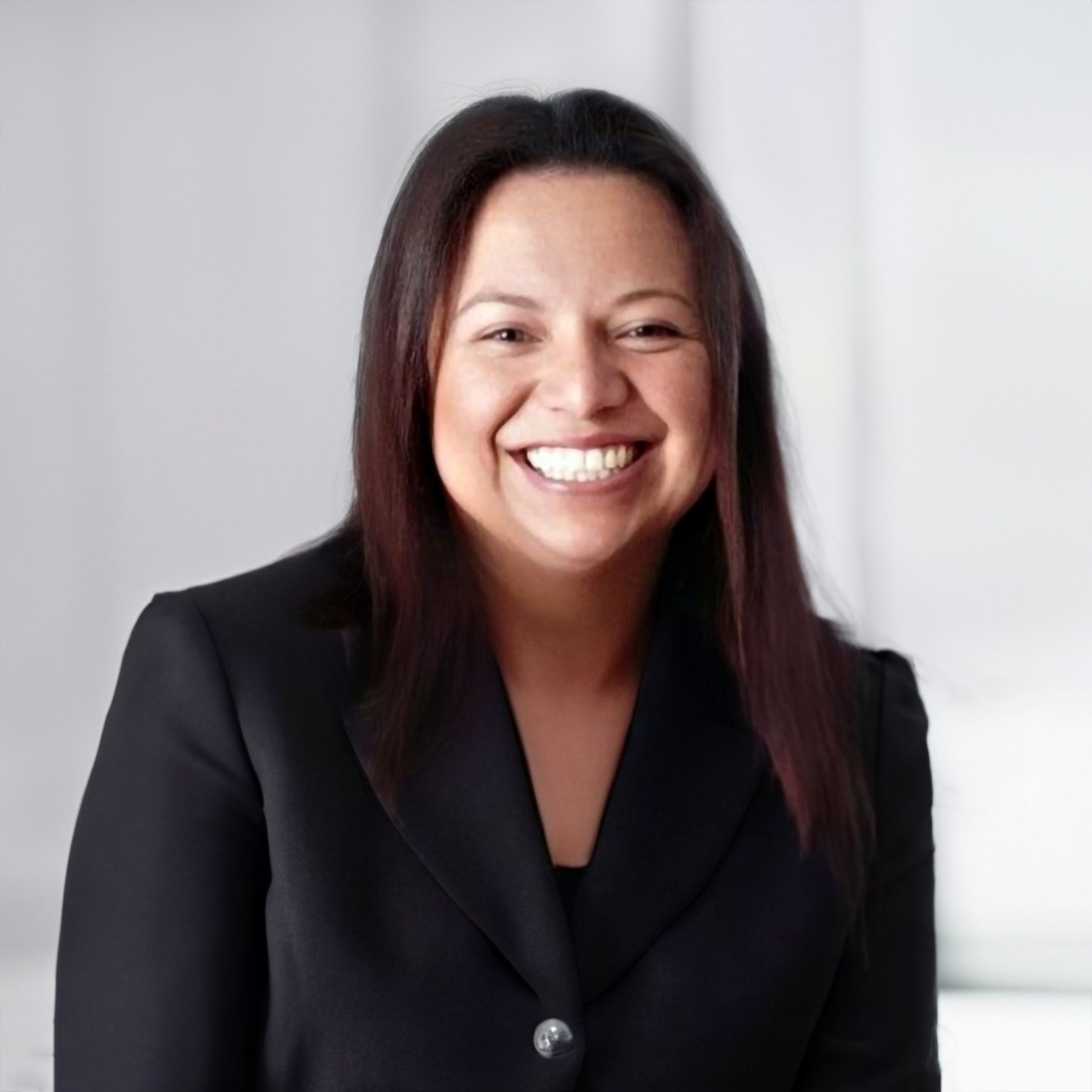 Headshot of Pattie Figueroa